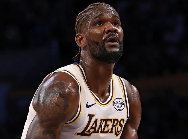 湖人西部排名岌岌可危 艾顿两双成关键胜负手