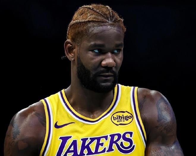 湖人西部排名岌岌可危 艾顿两双成关键胜负手