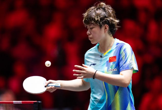 王艺迪逆转埃及新星汉娜高达晋级重庆冠军赛十